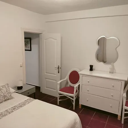 Fantastico Con Piscina Comunitaria Junto Al Mar En Apartmán Màlaga