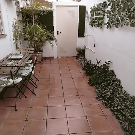 Fantastico Con Piscina Comunitaria Junto Al Mar En Málaga